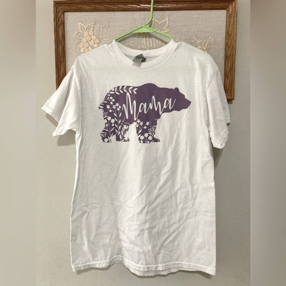 Mama bear t shirt purple floral medium graphic T